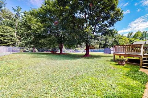 500 Bost Rd, Morganton, NC 28655 photo 4