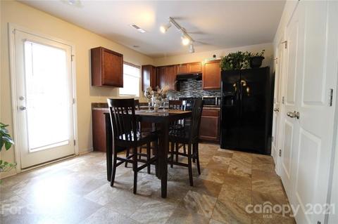 2052 Park Dr, Lancaster, SC 29720 photo 8