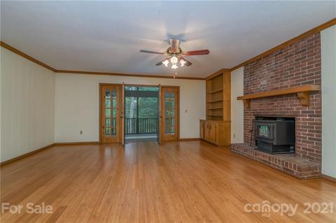 355 Winterset Trl, Tryon, NC 28782 photo 9