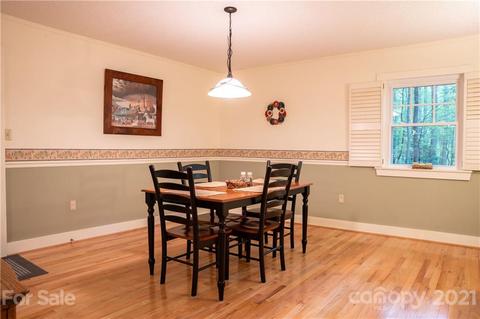 188 Durango Pl, Sylva, NC 28779 photo 5