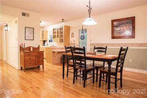 188 Durango Pl, Sylva, NC 28779 photo 6
