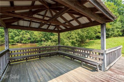 8653 Howard Dr, Terrell, NC 28682 photo 18
