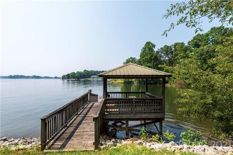 8653 Howard Dr, Terrell, NC 28682 photo 17
