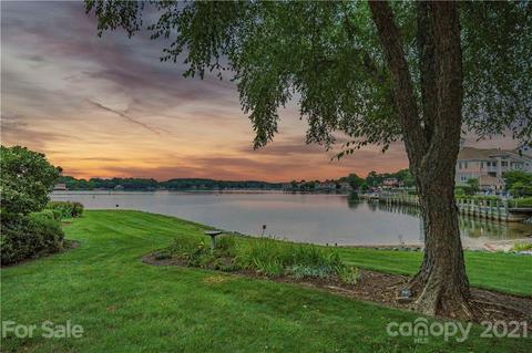 18541 Vineyard Point Ln, Cornelius, NC 28031 photo 4