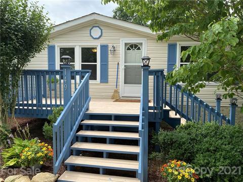 149 Denise Dr, Flat Rock, NC 28731 photo 3
