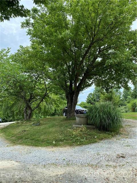 149 Denise Dr, Flat Rock, NC 28731 photo 11