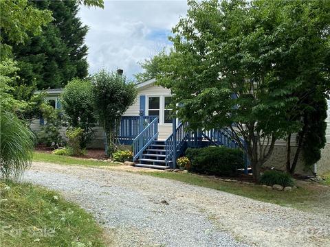149 Denise Dr, Flat Rock, NC 28731 photo 4