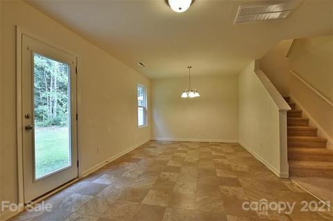 2014 E Park Dr, Lancaster, SC 29720 photo 3