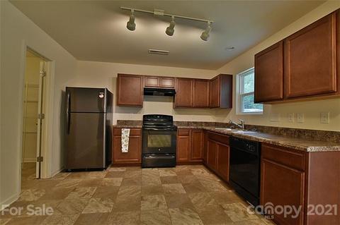 2014 E Park Dr, Lancaster, SC 29720 photo 5