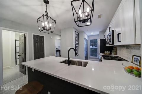 17526 Tuscany Ln, Cornelius, NC 28031 photo 7