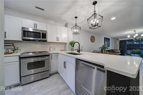 17526 Tuscany Ln, Cornelius, NC 28031 photo 8