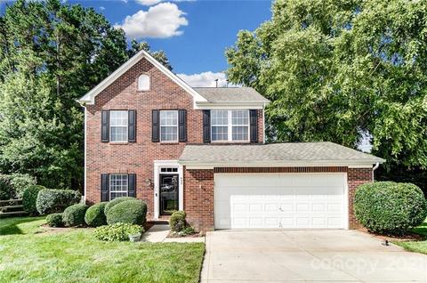 632 Eaton Ct, Fort Mill, SC 29708 photo 1