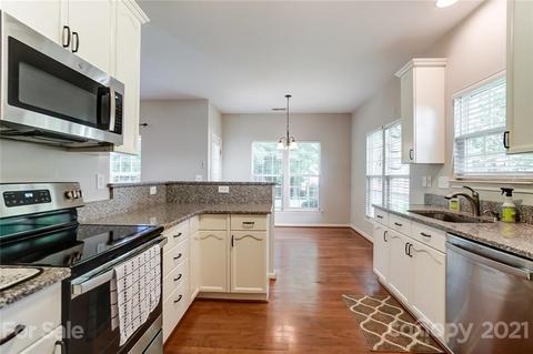 632 Eaton Ct, Fort Mill, SC 29708 photo 11