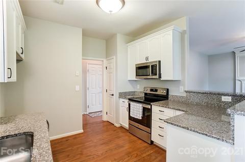 632 Eaton Ct, Fort Mill, SC 29708 photo 9