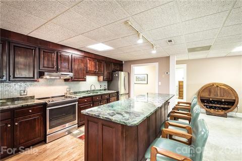 3736 Pinecrest Dr NE, Hickory, NC 28601 photo 38