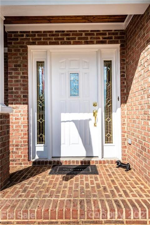 3736 Pinecrest Dr NE, Hickory, NC 28601 photo 17