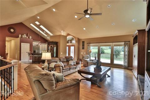 10901 Austin Traphill Rd, Traphill, NC 28685 photo 6