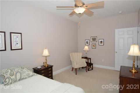 8659 Edinburgh Square Dr, Cornelius, NC 28031 photo 11