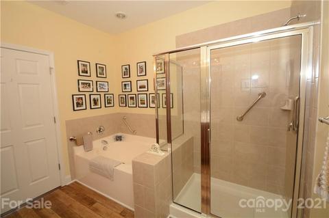 8659 Edinburgh Square Dr, Cornelius, NC 28031 photo 10