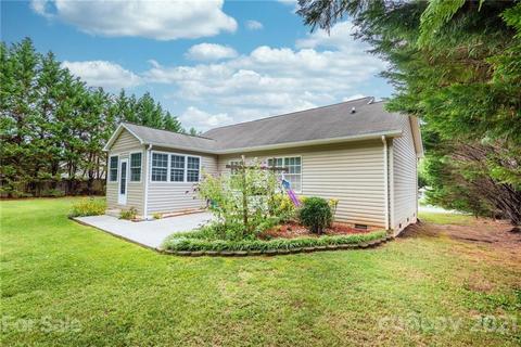 5106 Silver Tree Trl, Conover, NC 28613 photo 7