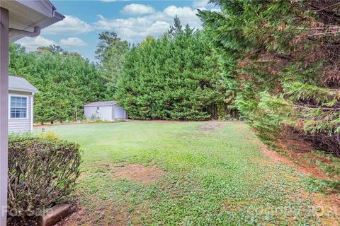 5106 Silver Tree Trl, Conover, NC 28613 photo 11