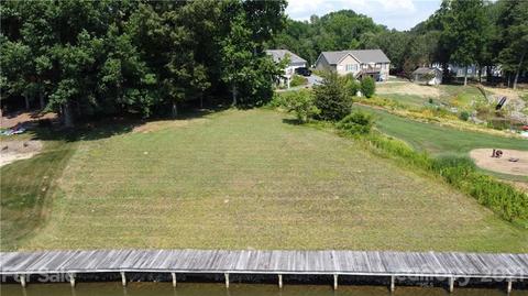 8585 Blue Heron Ave, Terrell, NC 28682 photo 6
