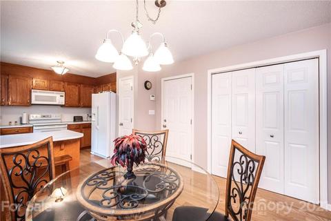 4995 Stone Dr, Conover, NC 28613 photo 12