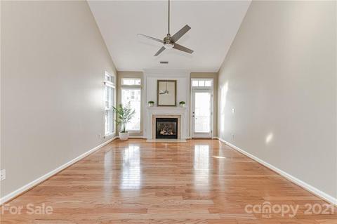 20276 Amy Lee Dr, Cornelius, NC 28031 photo 13