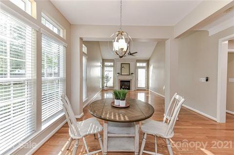 20276 Amy Lee Dr, Cornelius, NC 28031 photo 10