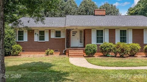 200 Ervin Rd, Morganton, NC 28655 photo 3