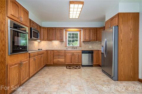 200 Ervin Rd, Morganton, NC 28655 photo 12