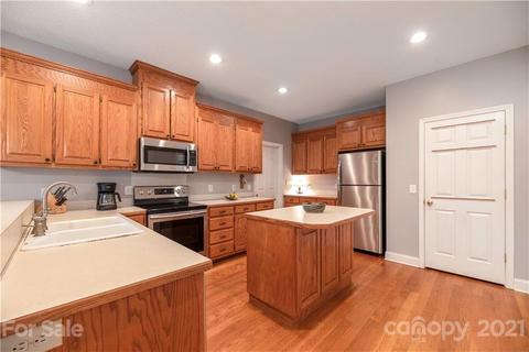 129 Pointer Ct SE, Concord, NC 28025 photo 8