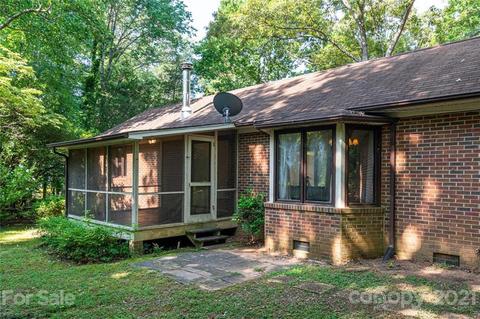 159 Case St, Columbus, NC 28722 photo 22