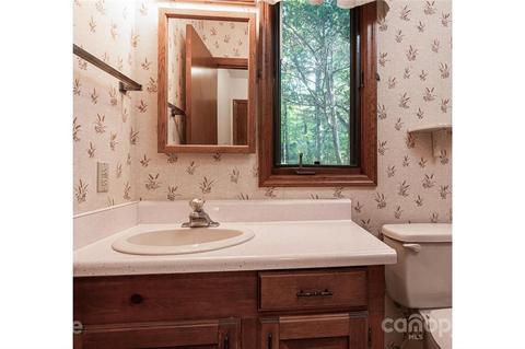 159 Case St, Columbus, NC 28722 photo 15