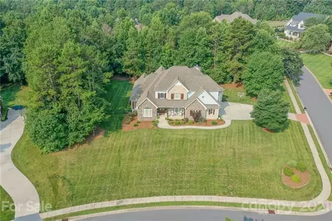 6246 Fox Chase Dr, Davidson, NC 28036 photo 32