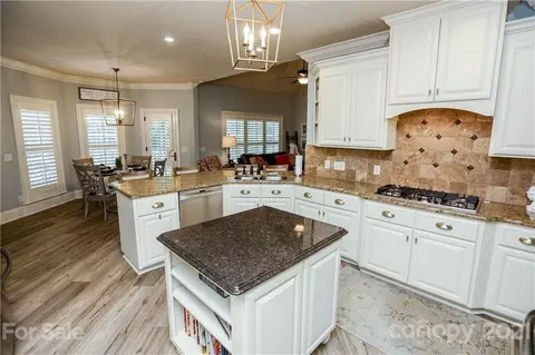 6246 Fox Chase Dr, Davidson, NC 28036 photo 7