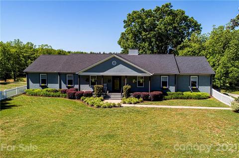 1008 E Franklin St, Monroe, NC 28112 photo 1