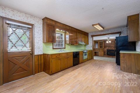 124 Starcrest Dr, Stanley, NC 28164 photo 7