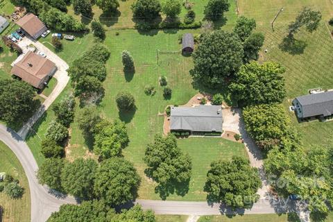 124 Starcrest Dr, Stanley, NC 28164 photo 29