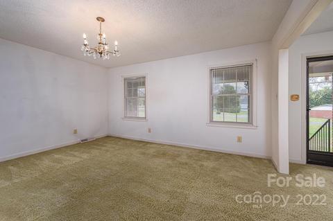124 Starcrest Dr, Stanley, NC 28164 photo 6