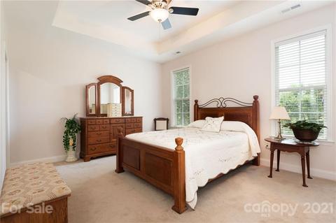 8661 Edinburgh Square Dr, Cornelius, NC 28031 photo 13