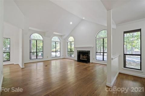 310 Jib Ct, Davidson, NC 28036 photo 4