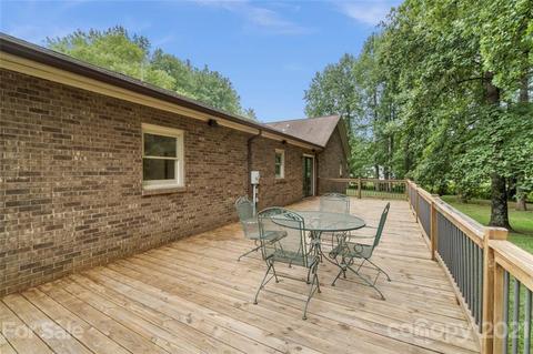 1667 Rolling Ln, Hickory, NC 28602 photo 29