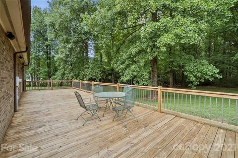 1667 Rolling Ln, Hickory, NC 28602 photo 28