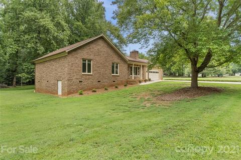 1667 Rolling Ln, Hickory, NC 28602 photo 26