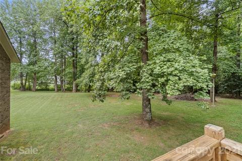 1667 Rolling Ln, Hickory, NC 28602 photo 33