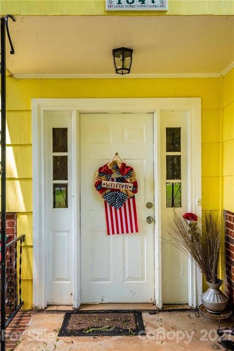 1847 Young Dr, Conover, NC 28613 photo 6