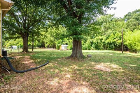 1847 Young Dr, Conover, NC 28613 photo 14
