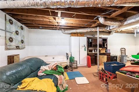 1847 Young Dr, Conover, NC 28613 photo 40