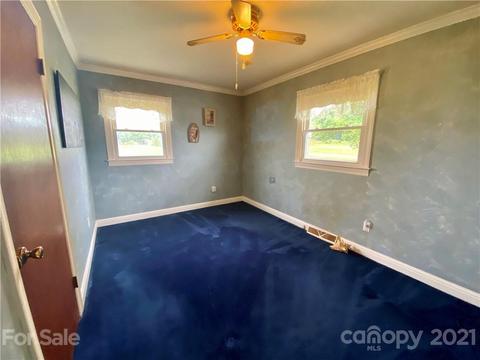 127 Countryside Rd, Harmony, NC 28634 photo 13